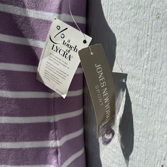 NWT 90s Jones New York Sport Women’s Purple Striped Sleeveless Knit Top Top M - Picture 2 of 6